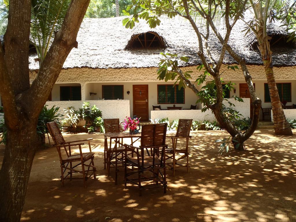 Mimi Na Wewe...In Africa Hotel Watamu Exterior photo